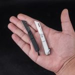 Mini Scyzoryk Brelok Real Steel Baby Barlow 8032 Wharncliffe Black 12C27 Stainless Steel Black Keychain - obrazek 5