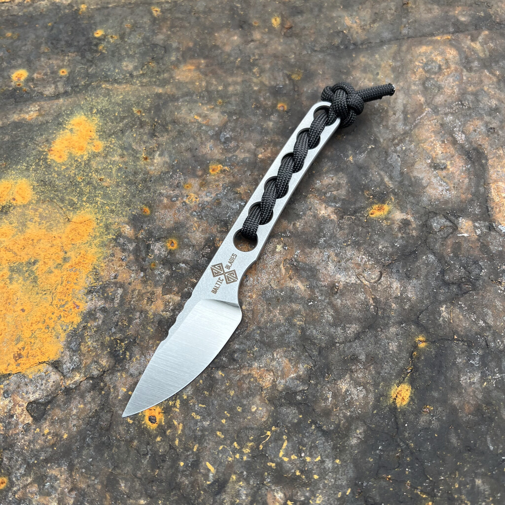 Nóż EDC Baltic Blades Angis Gen 2 "Black" | Satin/Bead Blasted N690Co Paracord Kydex