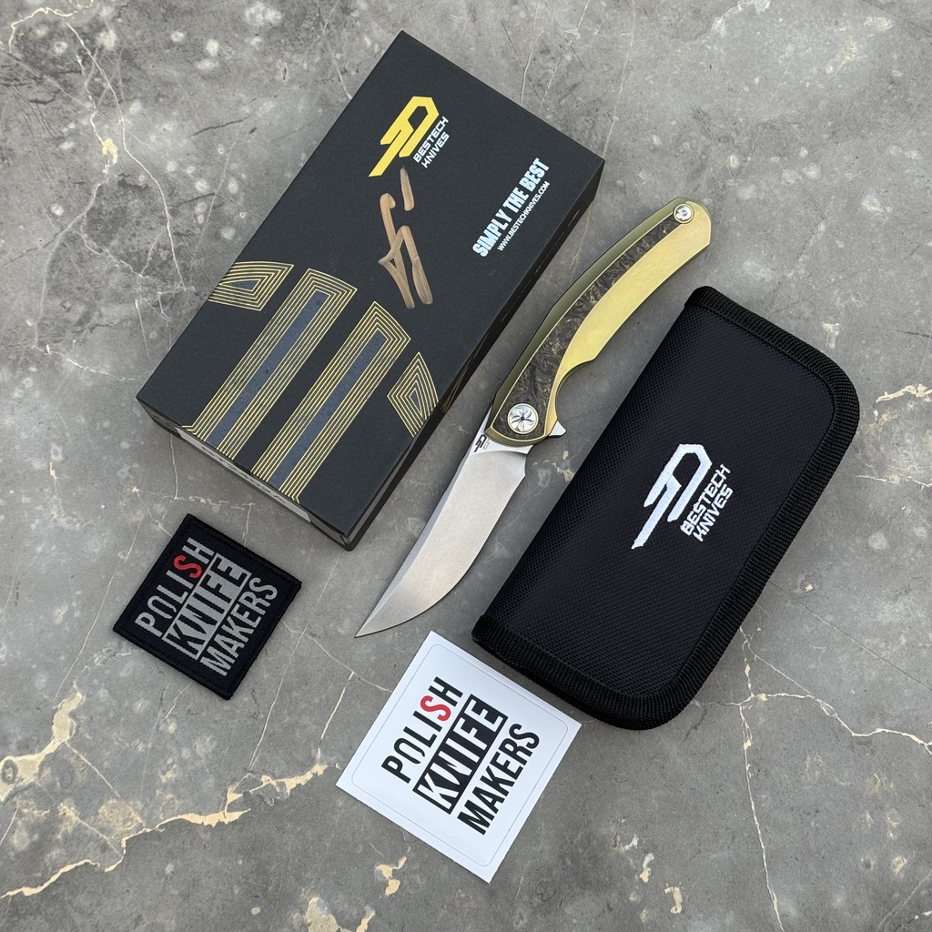 Nóż Składany Bestech Sambac BT2402A by Ostap Hel - SPECJALNY SET KOLEKCJONERSKI Z AUTOGRAFEM | Stonewash MagnaCut Gold Titanium & Dark Matter Gold FatCarbon Inlays