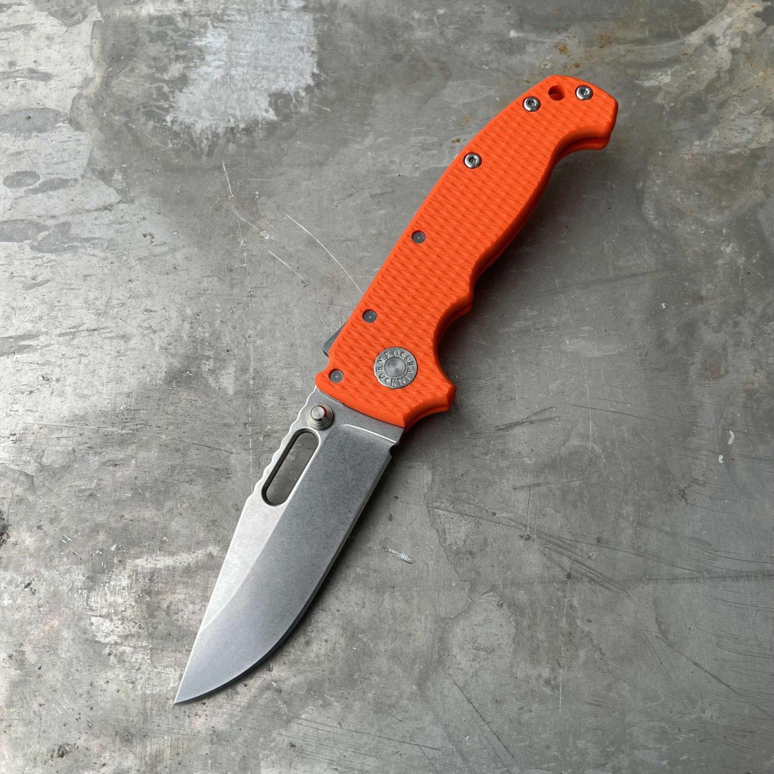 Nóż składany Demko Knives MGAD20S Clip Point 20CV Shark Lock Orange G10