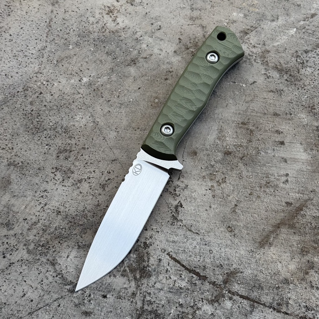 Nóż KD Knives Kamil Długosz Traveler "Waypoint" | Satin Elmax OD Green & Black G10 Black Kydex
