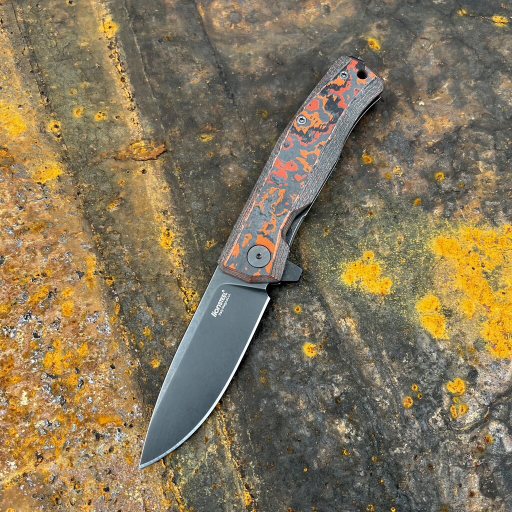 Nóż składany LionSTEEL MYTO MT01 MC MV Old Black MagnaCut Titanium & FatCarbon Mars Valley by Molletta