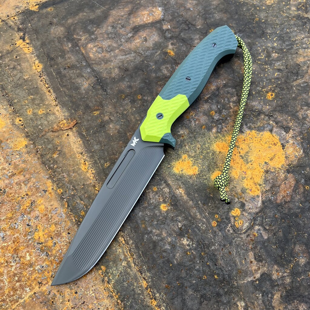 Nóż MK Knives & Tools Sentinel "Postapo" Black DLC Vanadis 4 Extra G10 Holstex