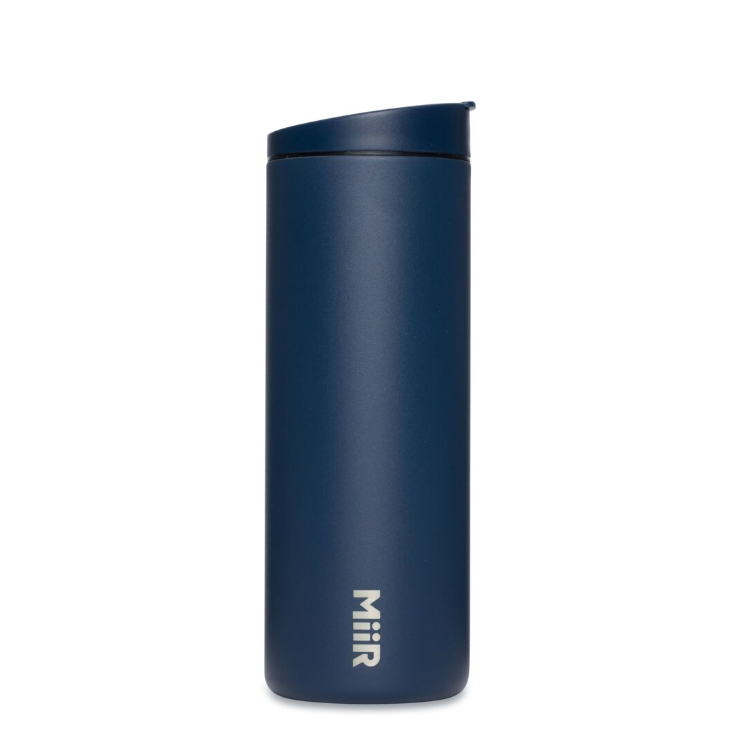 Kubek Termiczny MiiR Flip Traveler 470 ml Tidal Blue Granatowy