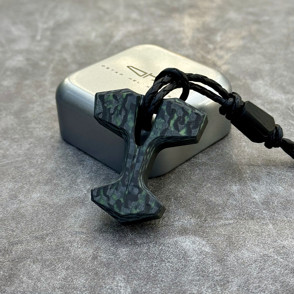 Ostap Hel Knives Mjolnir III Carbon Fiber GITD & Bead | Wisior Zawieszka Ozdoba EDC Worry Stone