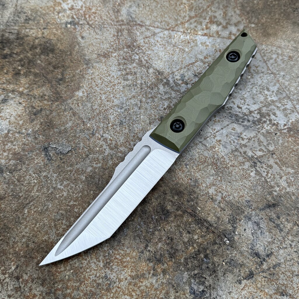 Nóż PG Knives | Piotr Gosciniak Compact Tanto "Charcoal Mist" | Satin Elmax Olive G10 Olive Kydex