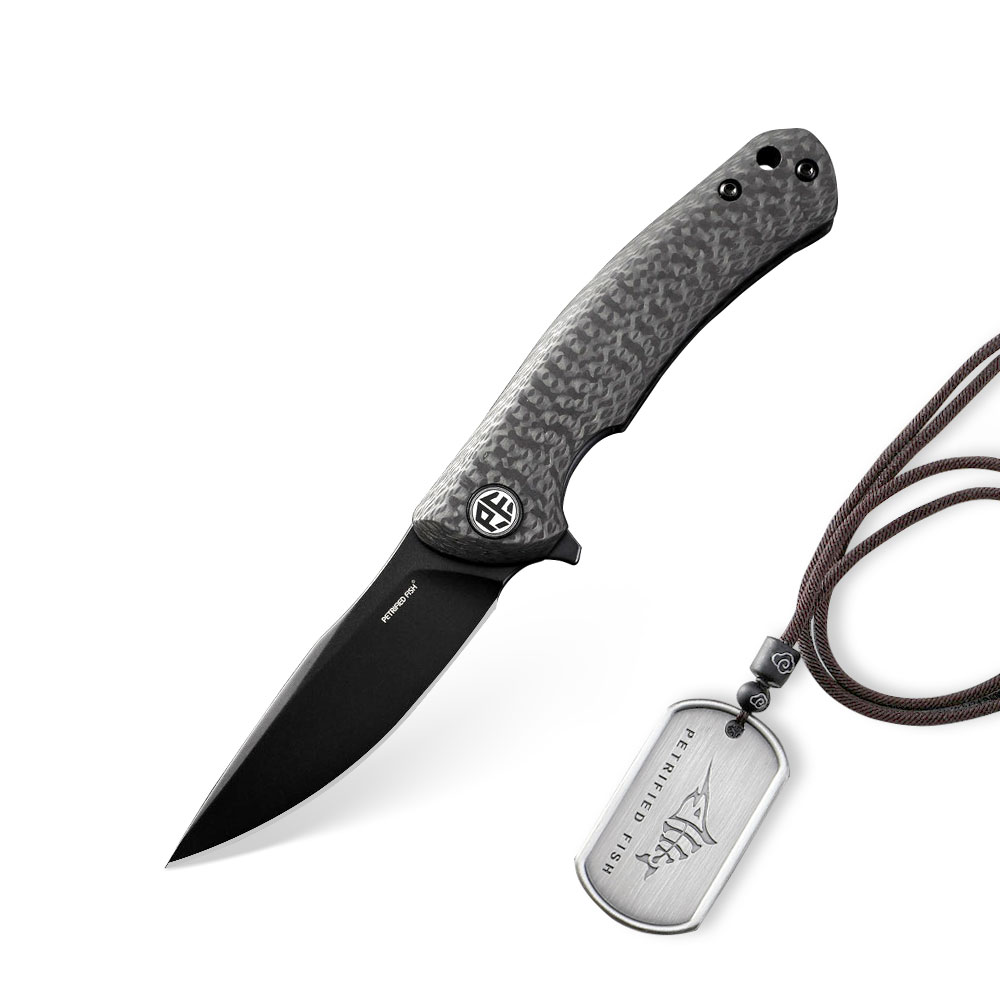 Nóż składany Petrified Fish Warrior X PF949XCDW Black Stonewashed K110 Carbon Fiber