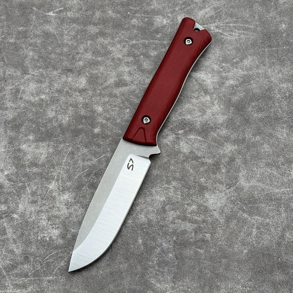 Nóż SJ-Knife Templar 'Carmine' Satin Elmax Red Micarta / Black G10 Black Kydex