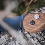 WOXNA Hälsing 180 – Piła Bushcraftowa Premium 180 mm + Skórzana Pochwa | Stal Węglowa w Czarnej Oksydzie - obrazek 9
